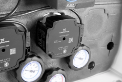 PrimoBox AZB 205 с гидрострелкой, 1 контур без смешивания и 1 контур со смесительным клапаном и приводом ARM