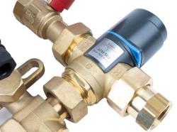 Насосная группа WZS 100 для ГВС с изоляцией и предохранительным клапаном (6 бар)